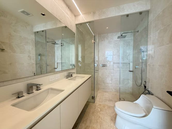 SE ALQUILA OCEAN REEF, THE PALMS 147MTS2 2 HABITACIONES 2.5 BAÑOS 2 ESTACIONAMIENTOS - Imagen 13