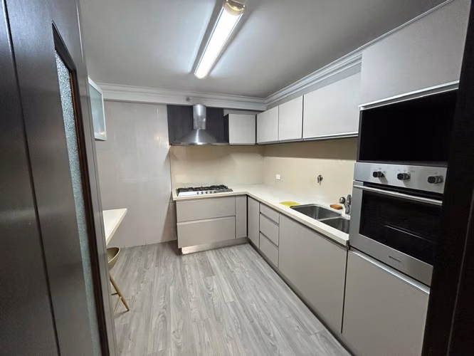 Apartamento 3 recamaras cuarto y baño de empleada balcón gym área social