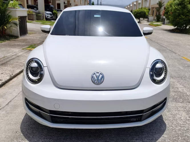 VolsWagen Beetle 2016