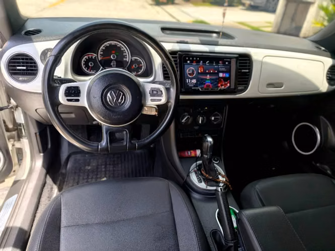 VolsWagen Beetle 2016