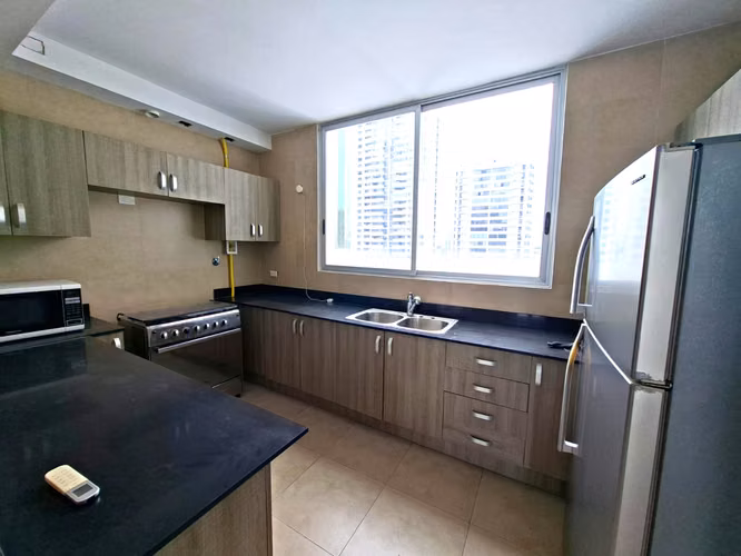 27685. Se vende apartamento amoblado 154m, 3 recamaras, 3.5 baños. - Imagen 5