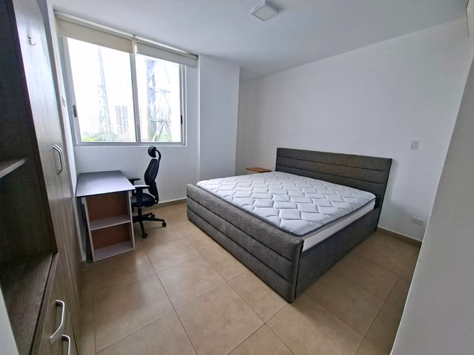 27685. Se vende apartamento amoblado 154m, 3 recamaras, 3.5 baños. - Imagen 6