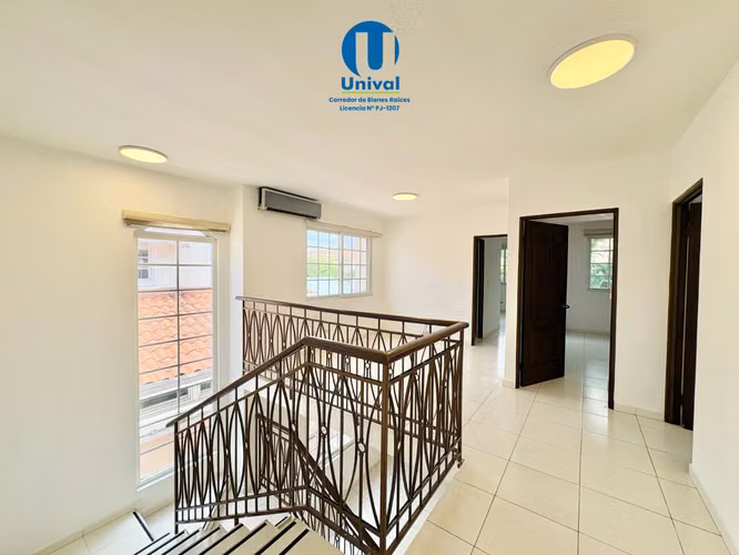 Casa en Venta en Costa Sur - PH Villa Valencia