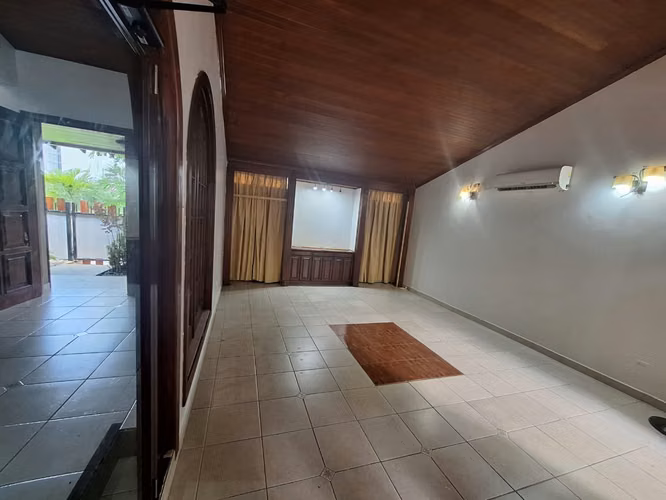 ALQUILER CASA LA ALAMEDA - Imagen 7