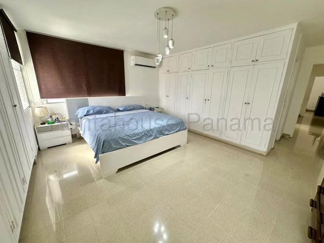 Venta de Apartamento de 191 m2 en PH Villa Gabriela, Altos del Golf 27-2145GG - Imagen 5