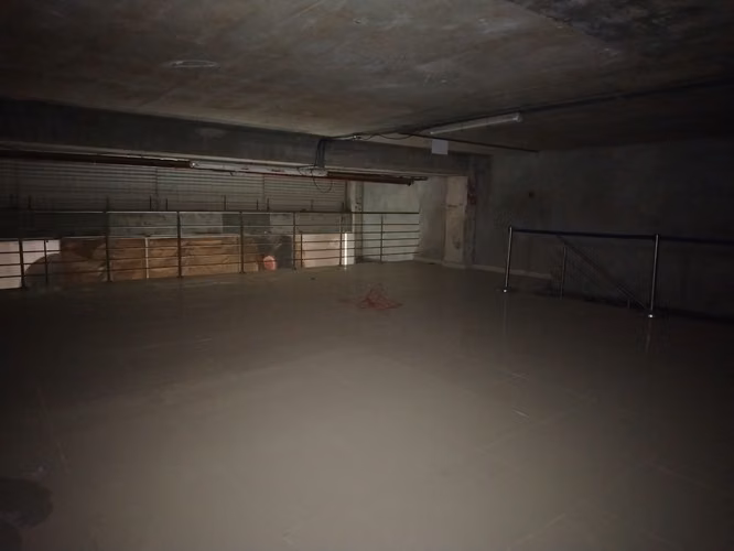 SE ALQUILAN LOCALES EN MEGAMALL, CON VISIBILIDAD