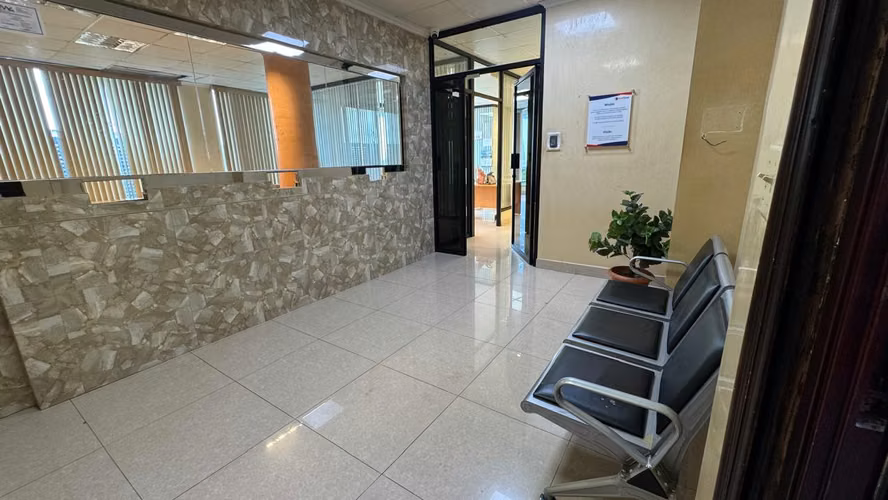 Venta de oficina excelente ubicación - Imagen 10