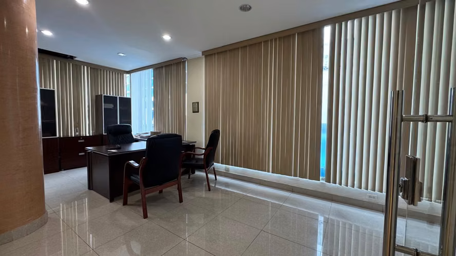 Venta de oficina excelente ubicación - Imagen 8