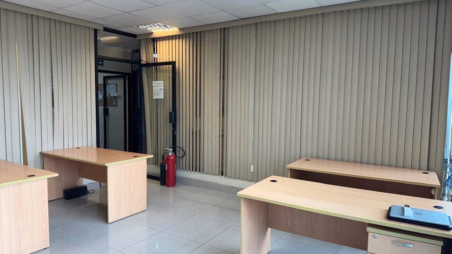 Venta de oficina excelente ubicación - Imagen 2