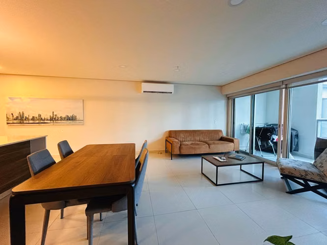 Venta de apartamento amoblado en PH Parkside - Imagen 4