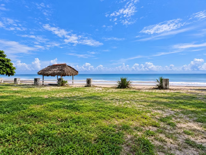 Oceanfront Land for Sale in Playa Blanca, Río Hato, 5,320 m²