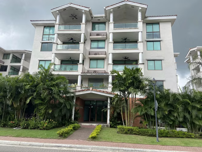 271251. Se vende al mejor precio, apartamento de 156m, 3 recamaras - Imagen 5
