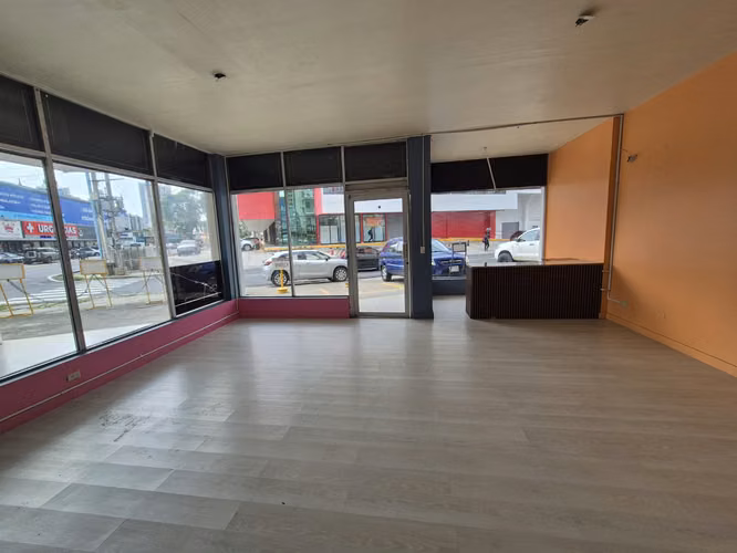 Local Comercial Obarrio # 0000 lad LA L1 - Imagen 3