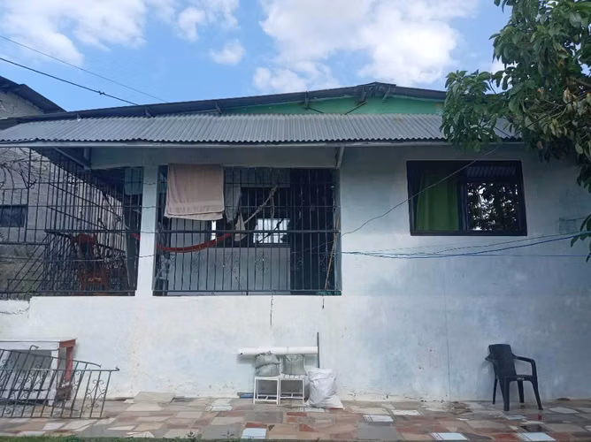 SE VENDE O SE ALQUILA