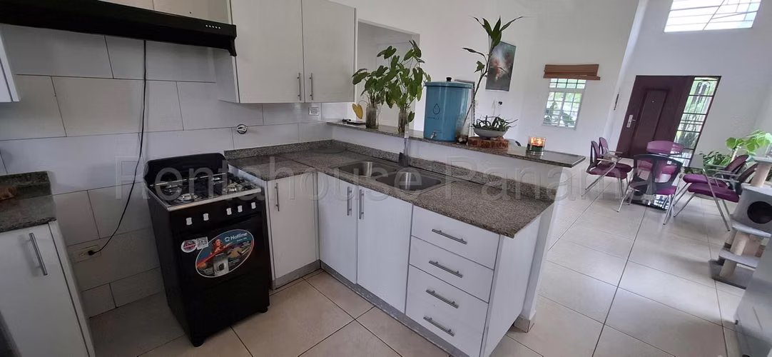 VENTA CASA VISTA VERDE EN ARRAIJAN