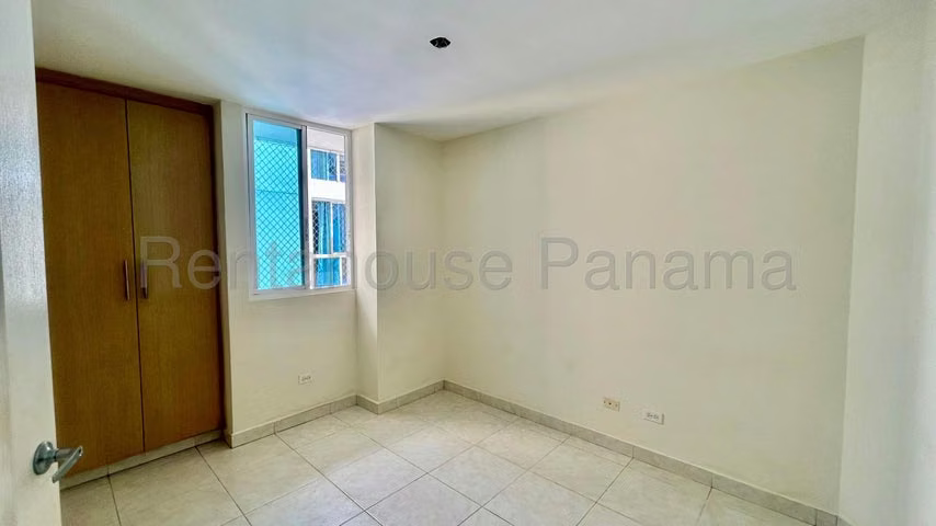 J88GRR Venta de Apartamento en Edison Park - Imagen 9