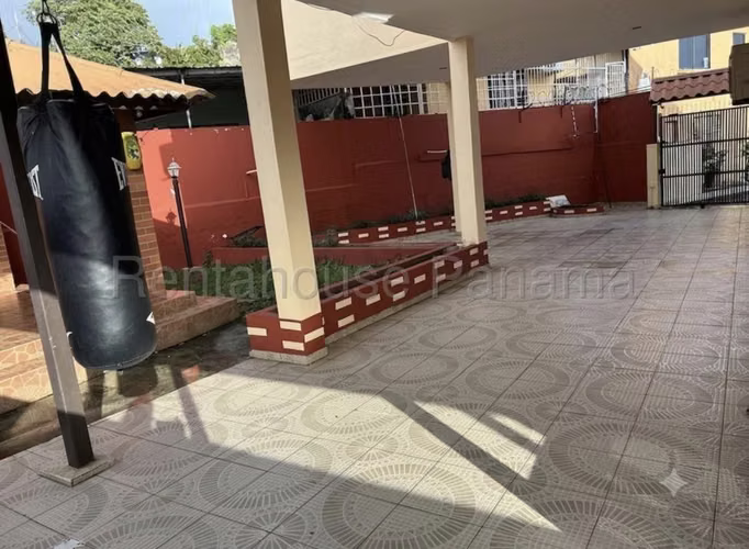 alquiler de Casa 4 recámaras cerca del Metro de El Crisol | 5 estacionamientos   27mgo510 - Imagen 16