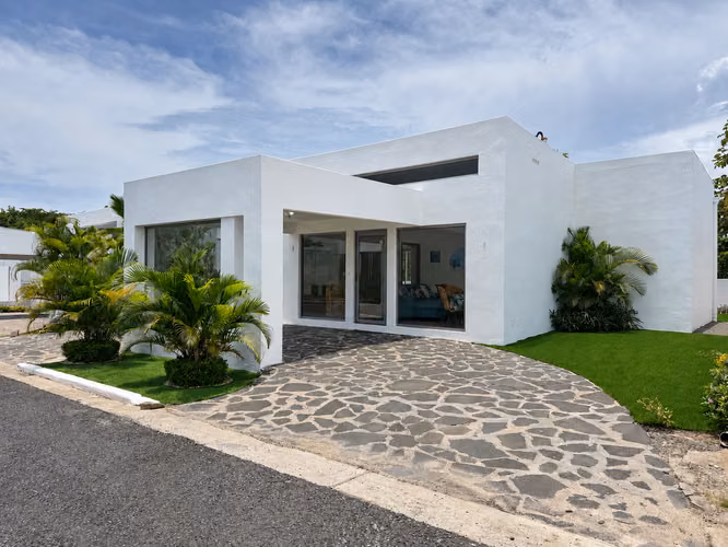 VENTA DE CASA EN IBIZA RESIDENCES RIO HATO