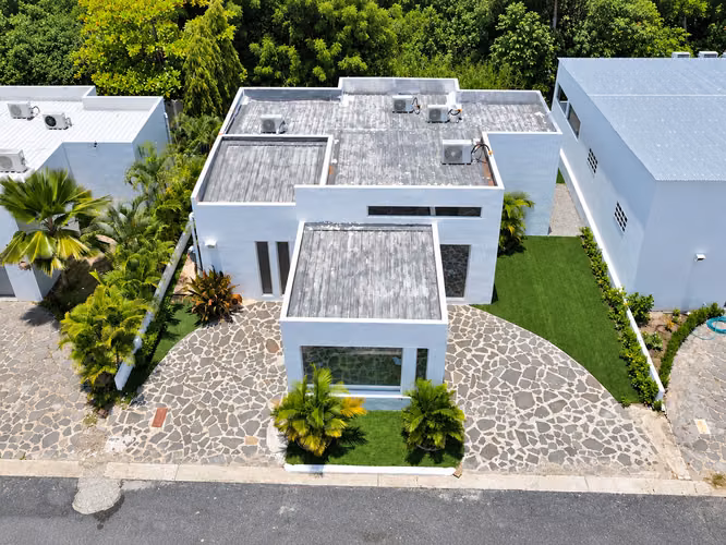 VENTA DE CASA EN IBIZA RESIDENCES RIO HATO - Imagen 2