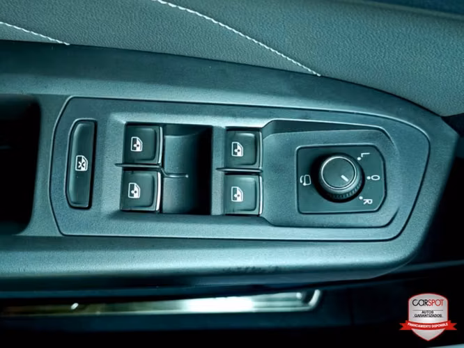 Volkswagen Teramont 2022 Automática EC8686