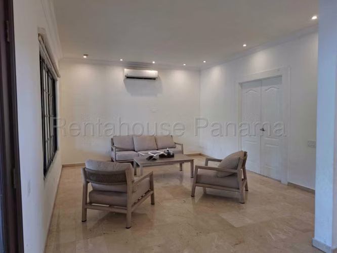 Venta de Casa en Costa del Este Costa Serena Solo Cliente Directo MC