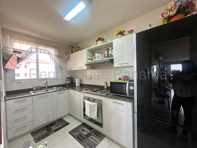 Vendo Apartamento de 100m2 en Torres de Versalles 26-8284SRZ - Imagen 8