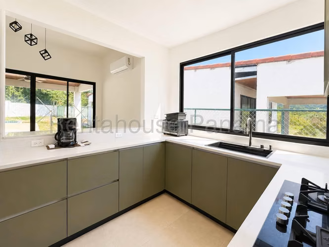 Vendo Casa de 300m2 en Gorgona Malibu 27-2194SRZ - Imagen 7