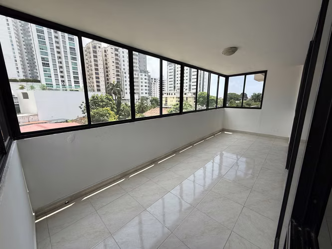 Apartamento en Coco del Mar en Alquiler - Imagen 2
