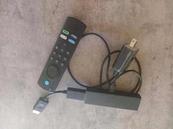2 Amazon Fire TV Stick 4K Max - Imagen 3