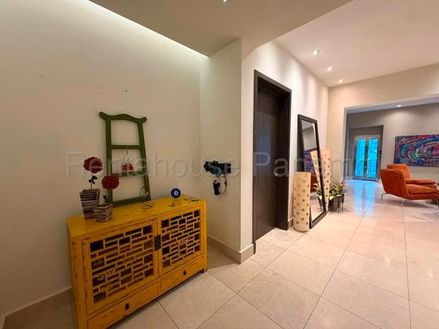 ALQUILER DE CASA EN SANTA MARIA