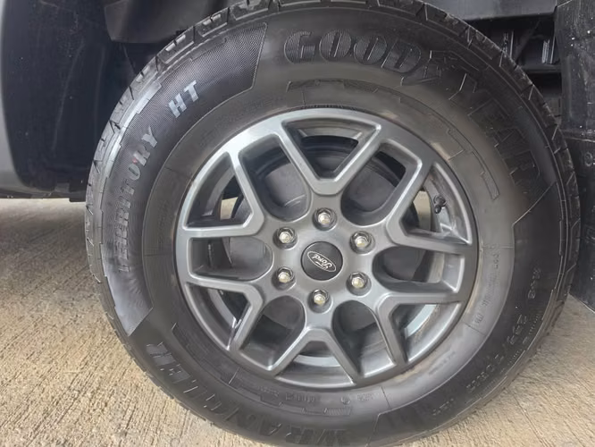 Rines y llantas Ford Originales
