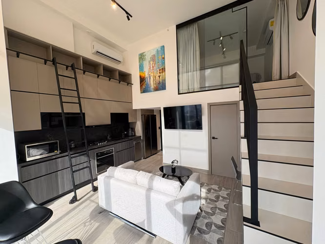 SE ALQUILA APARTAMENTO DE LUJO PH DOVLE CINCUENTENARIO - Imagen 3