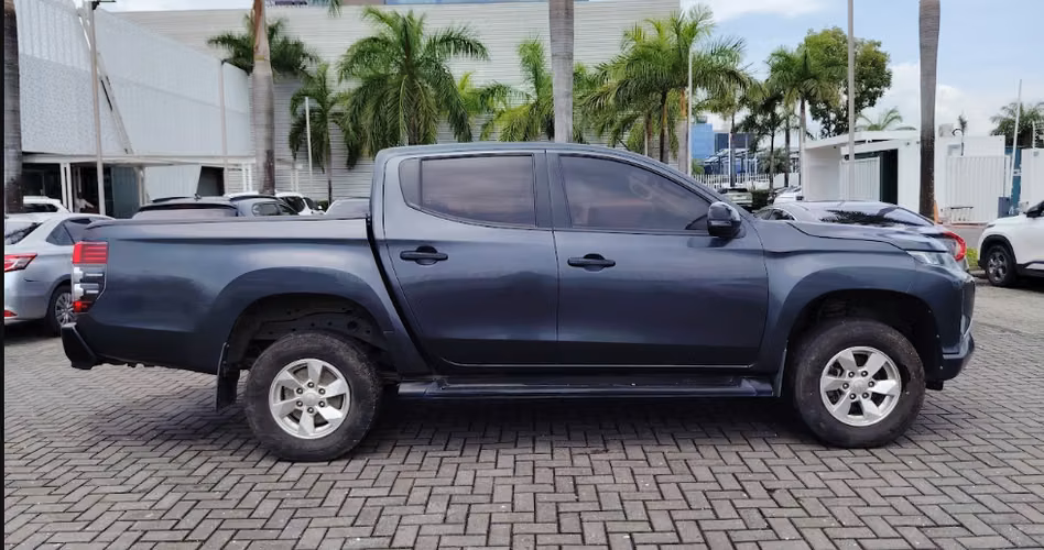 AUTOS REPOSEIDOS
