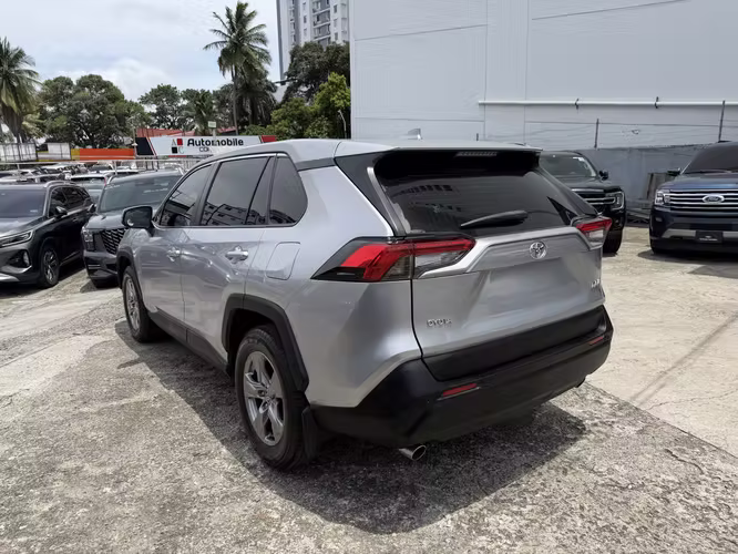 Toyota Rav 4 2021 - Imagen 7