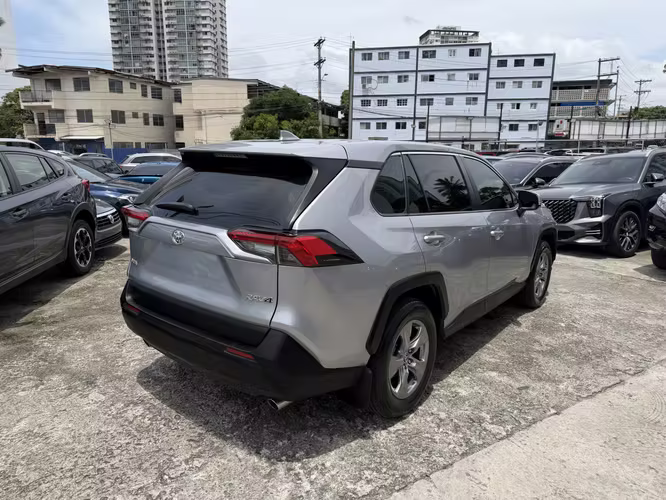 Toyota Rav 4 2021 - Imagen 5