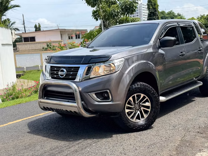 Nissan Frontier Año 2018 (Manual) Doble Cabina ~  - Imagen 2