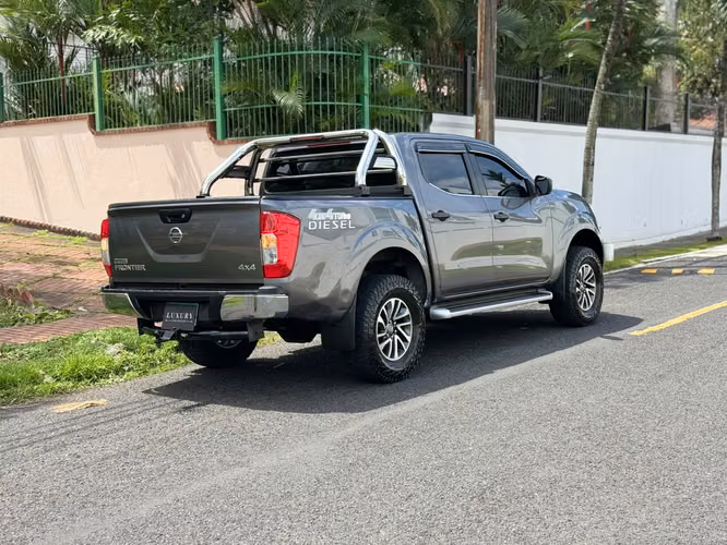 Nissan Frontier Año 2018 (Manual) Doble Cabina ~  - Imagen 8