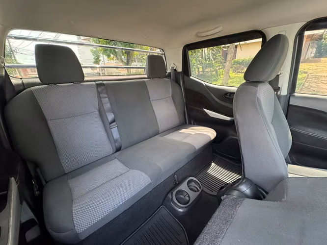 Nissan Frontier Año 2018 (Manual) Doble Cabina ~  - Imagen 13