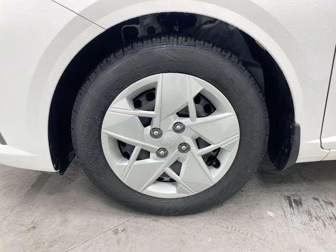 HYUNDAI ACCENT - 2026 - ACAXX - Automarket - Imagen 2