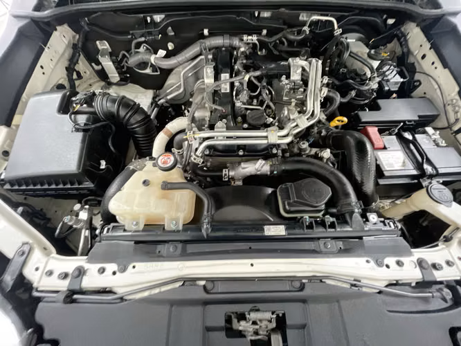 TOYOTA HILUX - 2025 - PPHX - Automarket - Imagen 3