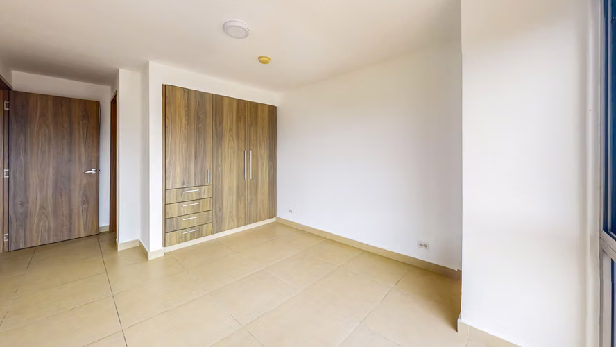 Venta de práctico e iluminado apartamento en Spotlight – Linda Vista - Imagen 10