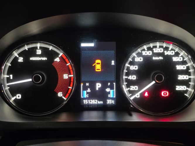 Mitsubishi Montero Sport 4x4 - 2016 - Imagen 7