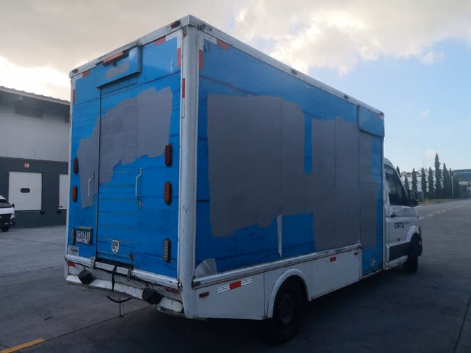 REMATE CARRO 6 499$ Crafter