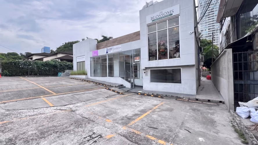 Se Renta Local comercial en alquiler en Plaza Negloza – Calle 69, San Francisco - AF