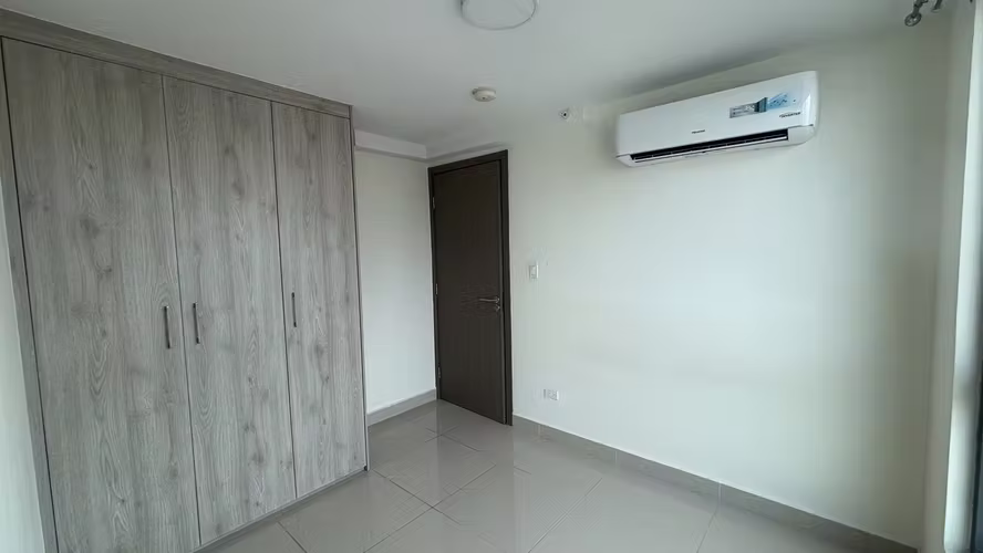 EN VENTA - PH EPOCA - PARQUE LEFEVRE - RM