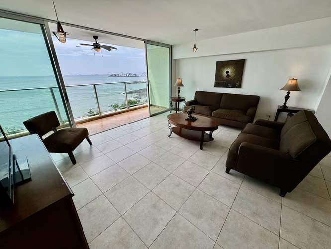 3 BR FURNISHED · OCEAN & BAY VIEW · PH TERRAWIND