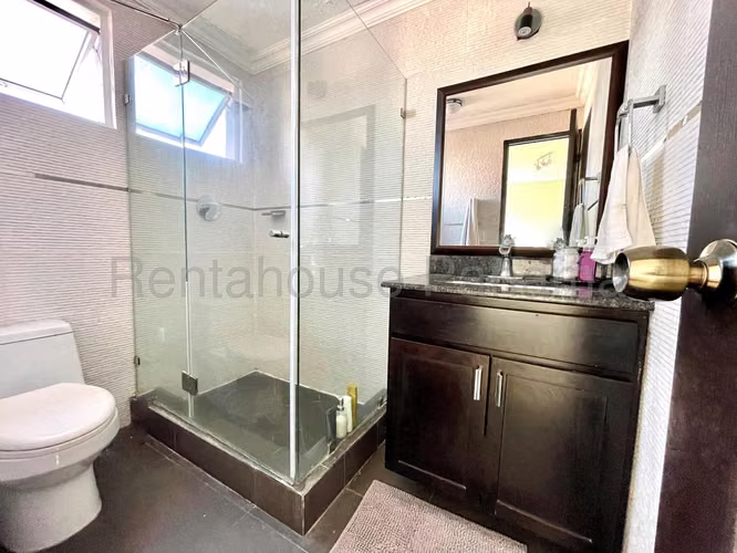 Apartamento Amoblado en Venta en Costa Pacífica – 126 m² | GC