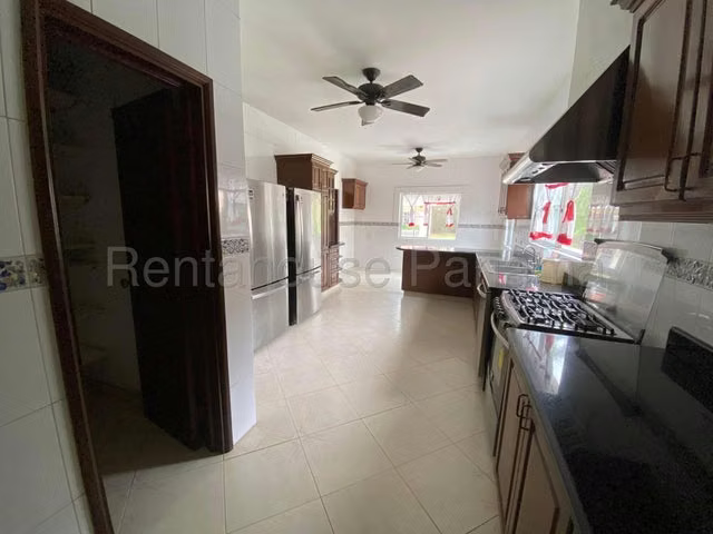 Casa en Alquiler en Costa del Este 27AECC2200 - Imagen 14