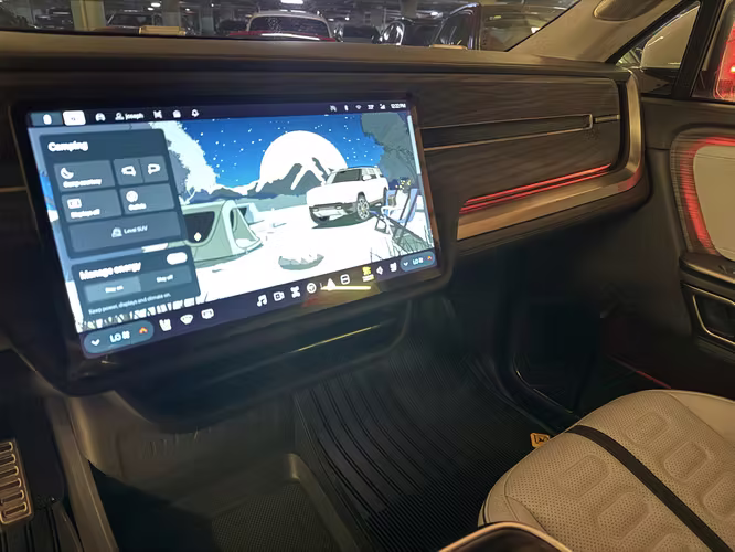 RIVIAN R1S QUAD-MOTOR AWD 2024 - Imagen 14