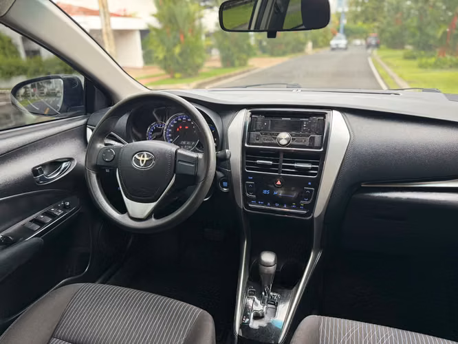 Toyota Yaris Año 2018 ~ Version Semi Full   